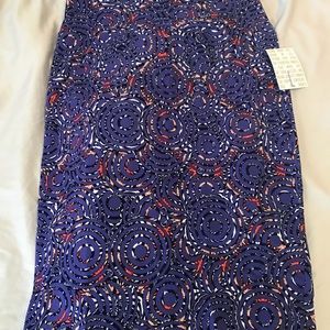 LuLaRoe CASSIE Large